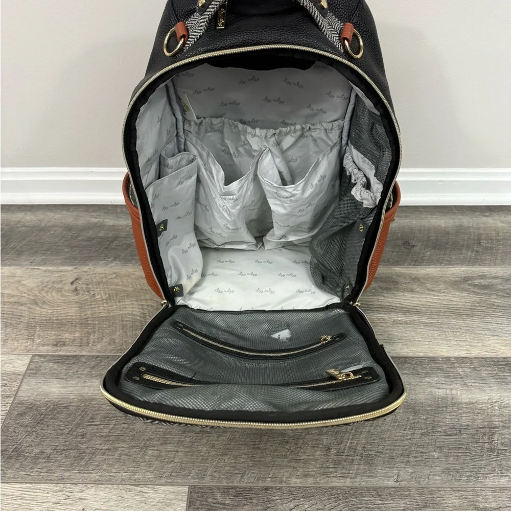 Itzy Ritzy Big Boss Diaper Bag